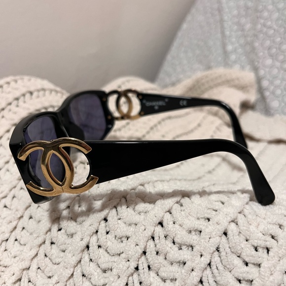 Chanel vintage 02461 CC Logo Sunglasses - Picture 7 of 16
